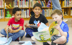 kids reading together in library